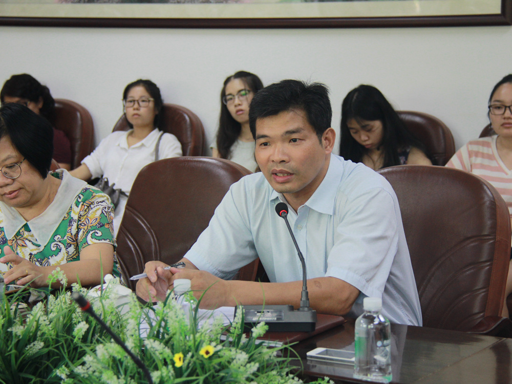 张林茂副书记提出要求