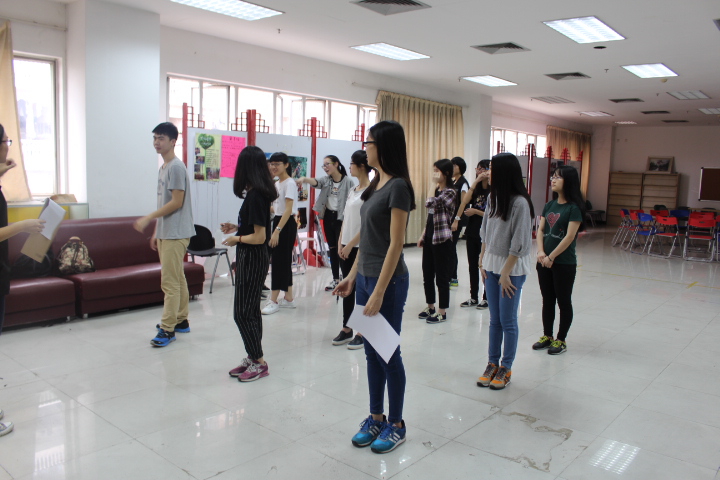 队员们在“风中传话”