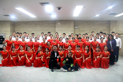 合唱团赛后合影